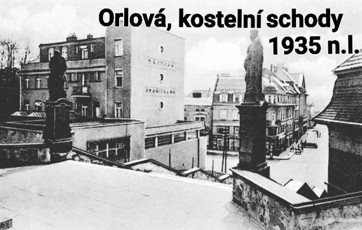 Pohled směrem od kostela