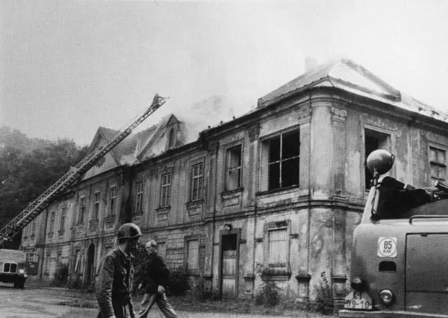 Požár zámku roku 1975